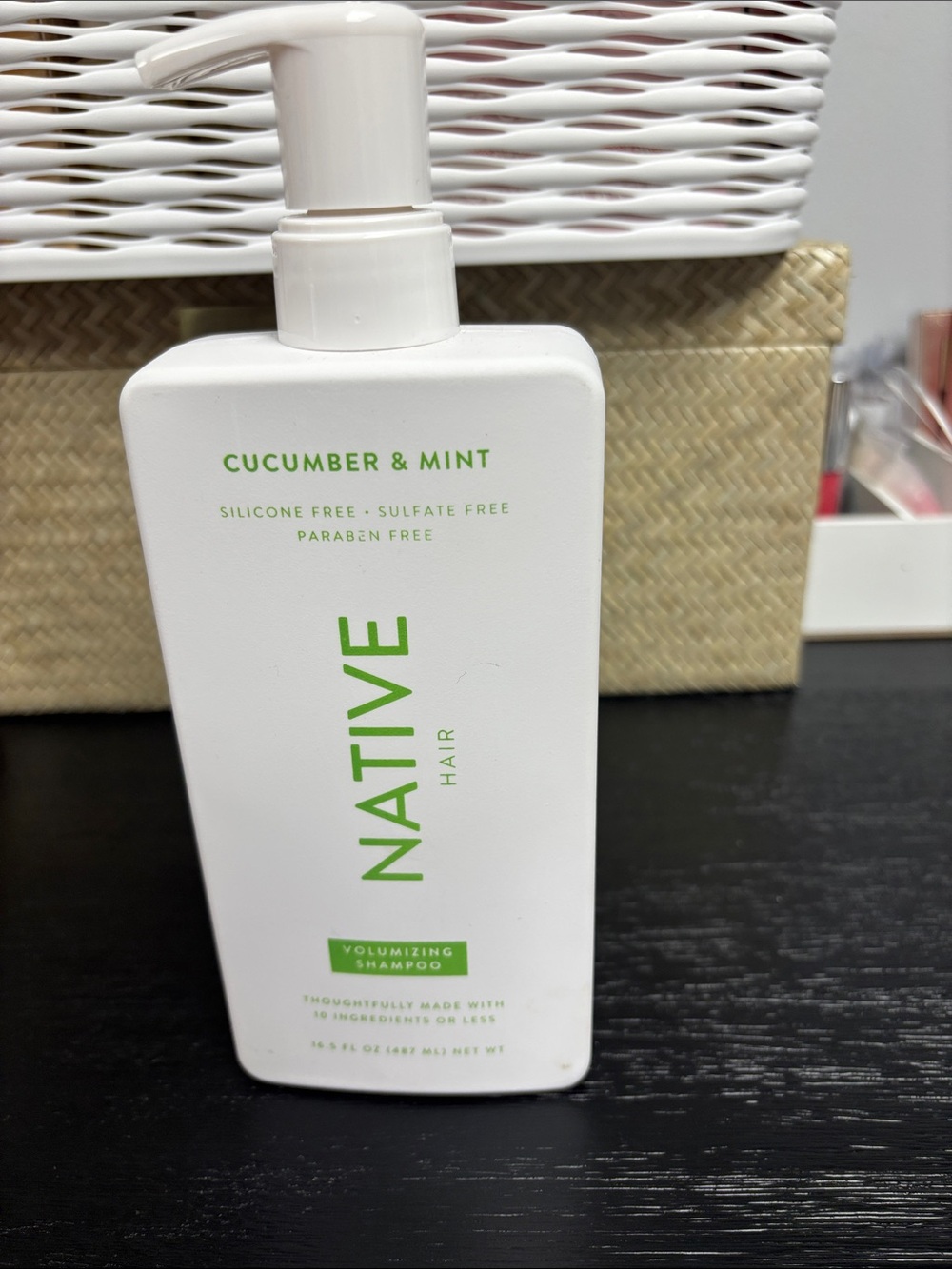 Native Cucumber & Mint volumizing hair wash 16.5 fl oz sulfate free